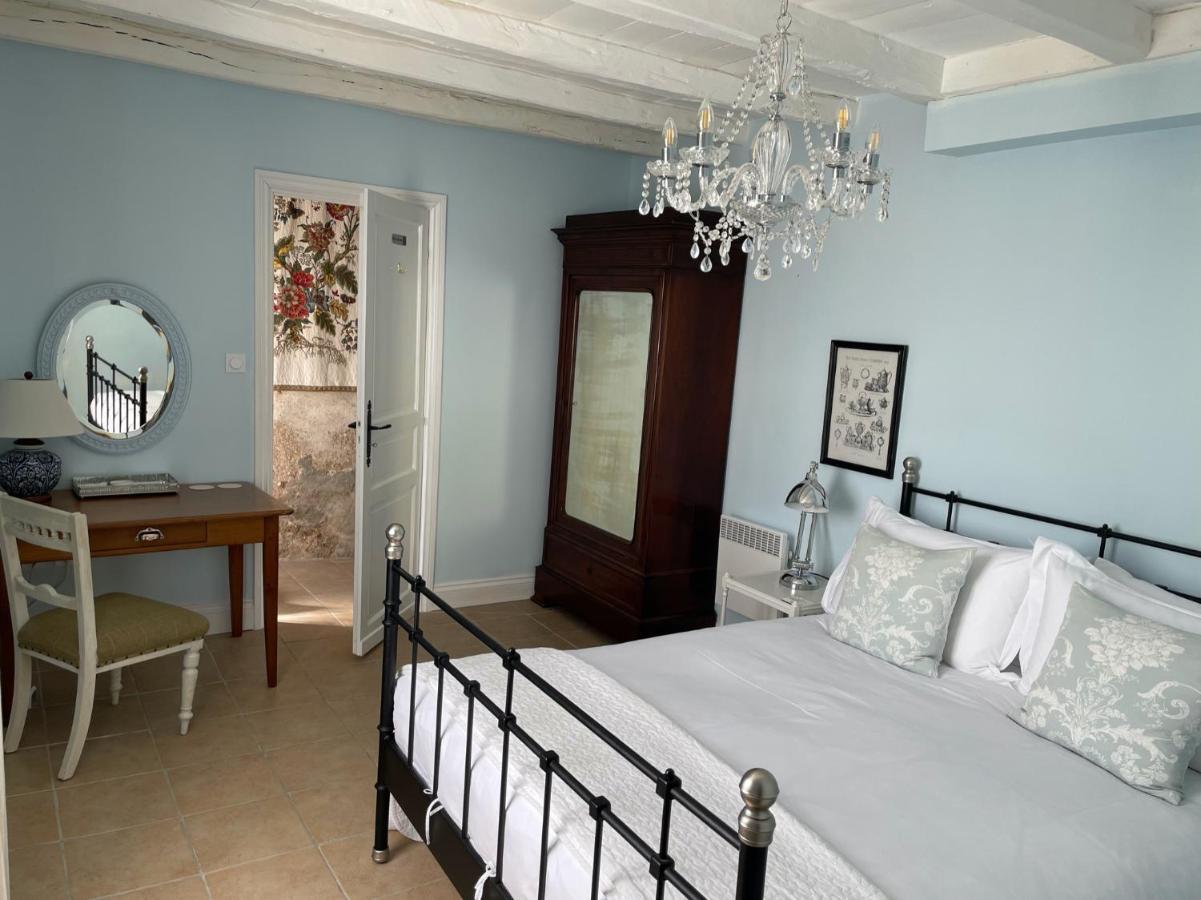 Maison Hirondelles Gites Mezieres-sur-Issoire Zewnętrze zdjęcie